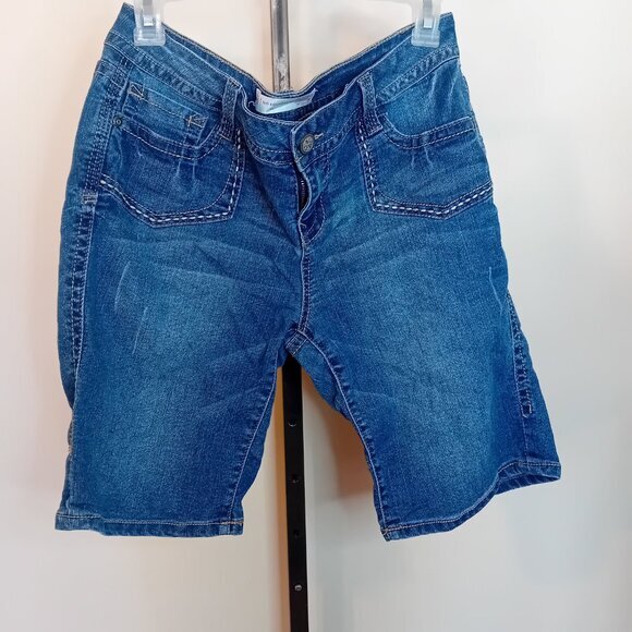 Teens Juniors No Boundaries‎ Denim Bermuda Shorts Embellished Pockets Casual 13 - Picture 6 of 16